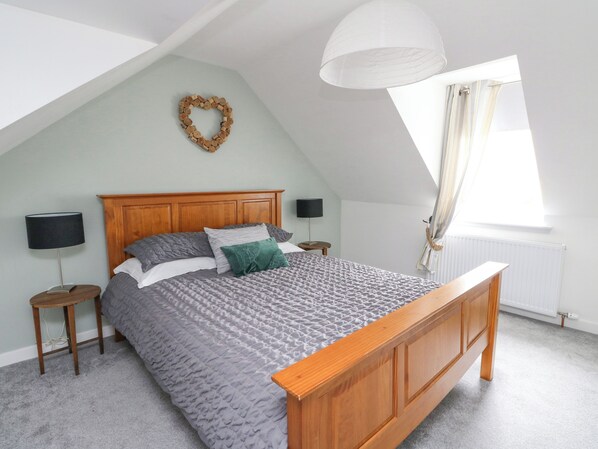 2 bedrooms, individually decorated, individually furnished, free WiFi - Anchor Cottage (Elgin)