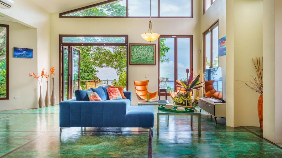 Colores del Viento Villa Breathtaking Ocean Views