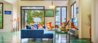 Colores del Viento Villa Breathtaking Ocean Views