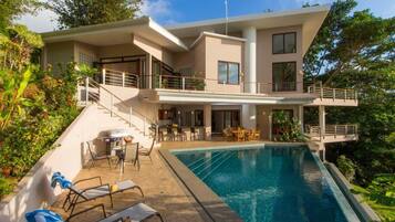 3 bedrooms