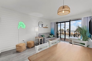 Smart-TV, Videospiele, DVD-Player