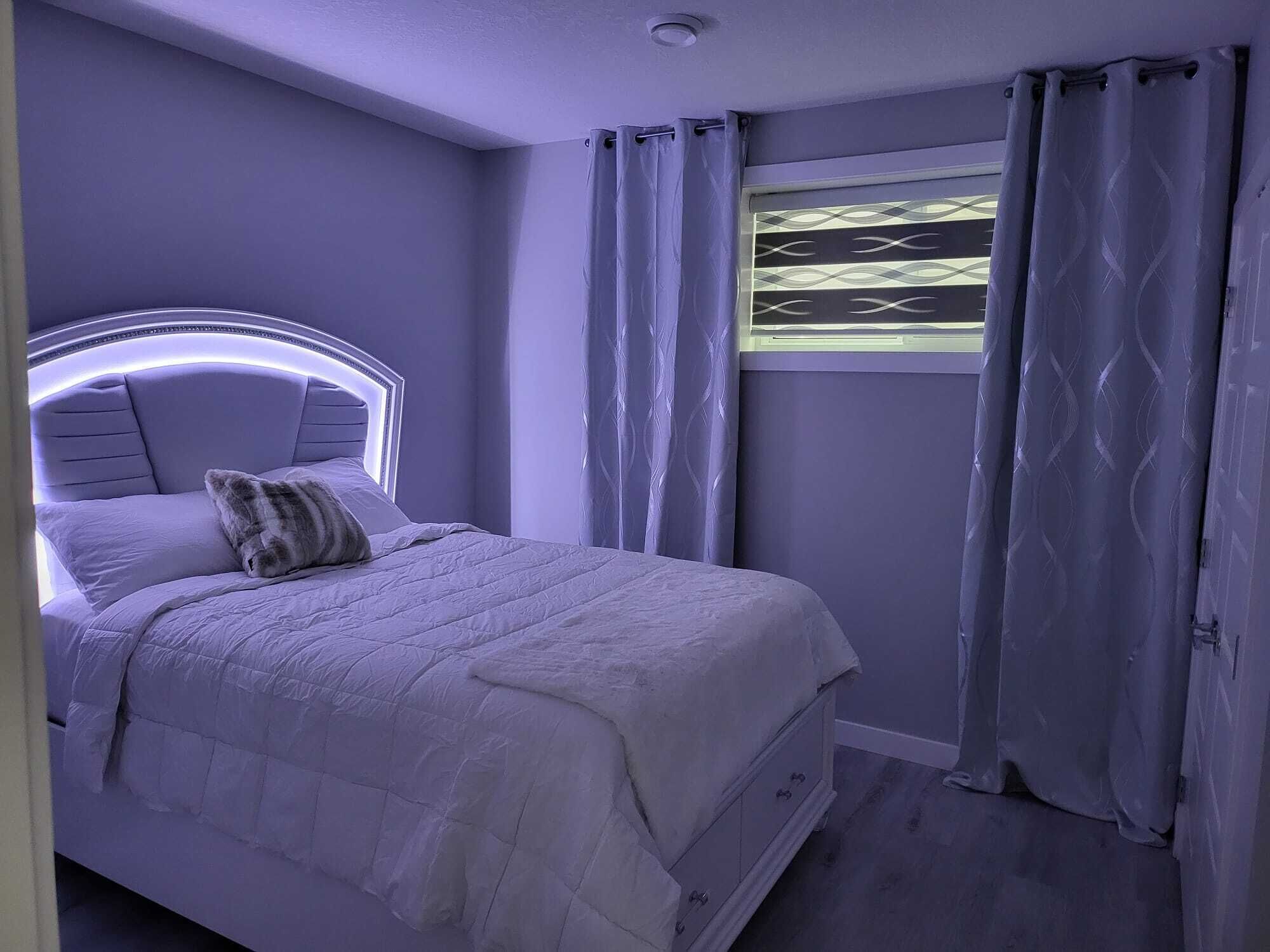 2 chambres, fer et planche à repasser, Wi-Fi, draps fournis