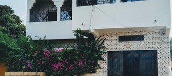 Spacious 2BR/2BA Modern Apartment