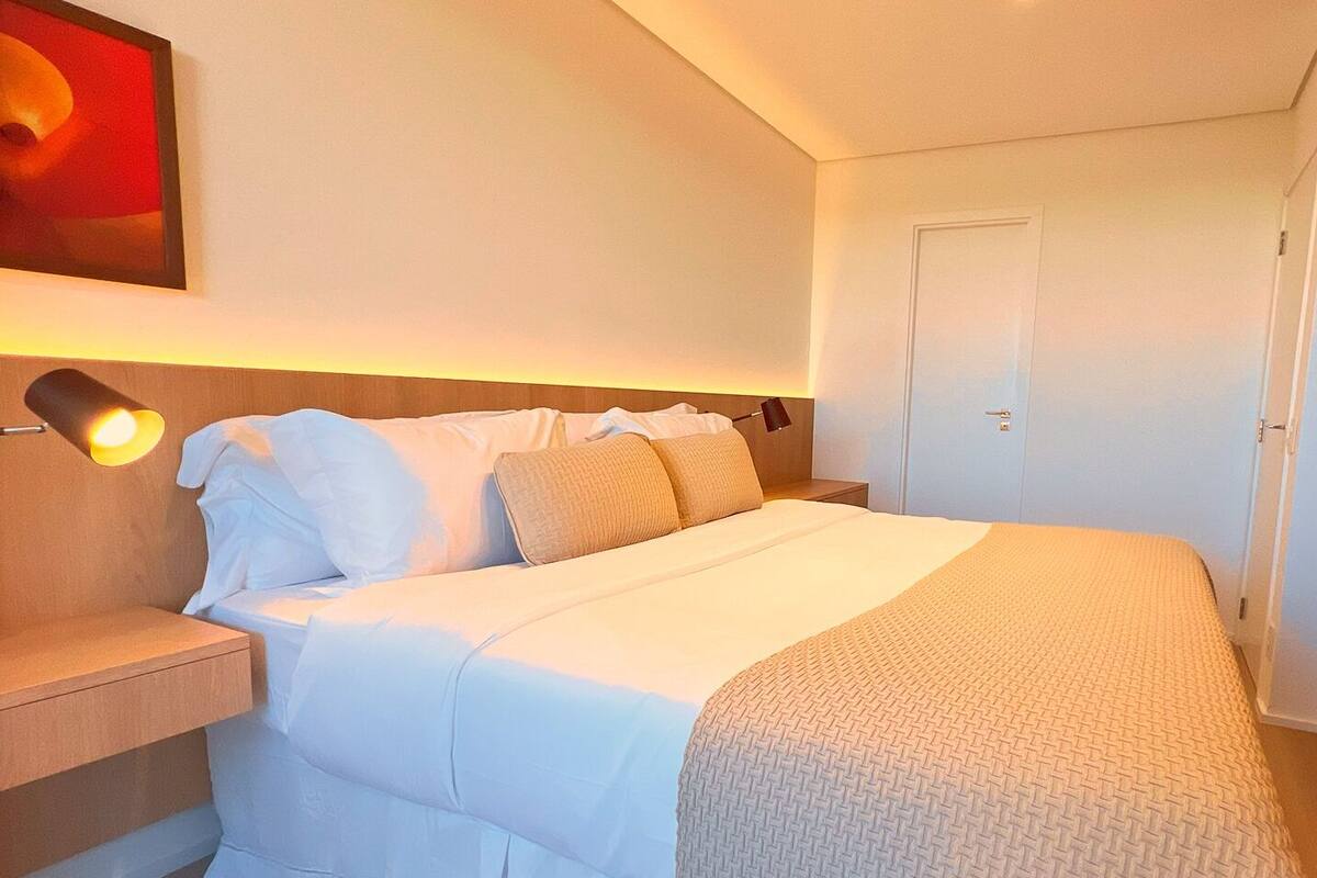 Luxury Apartment | Premium bedding, in-room safe, individually decorated