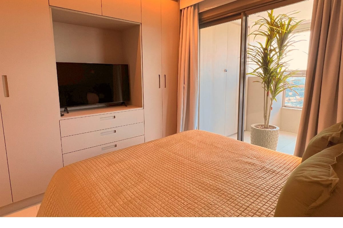 1 bedroom, premium bedding, in-room safe, individually decorated