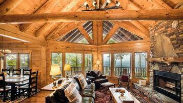 Smart TV, chimenea, videojuegos y oficina