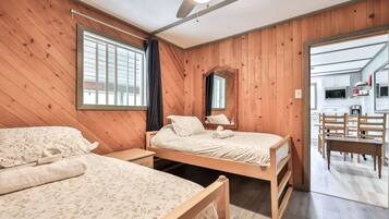 3 Schlafzimmer, Schreibtisch, kostenloses WLAN, Bettwäsche