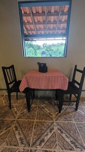 Dining - House in Ibitipoca with barbecue  (Conceição da Ibitipoca)