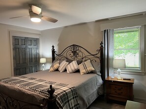 3 camere, ferro/asse da stiro, Wi-Fi gratuito, lenzuola