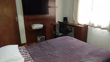 4 bedrooms, WiFi, bed sheets