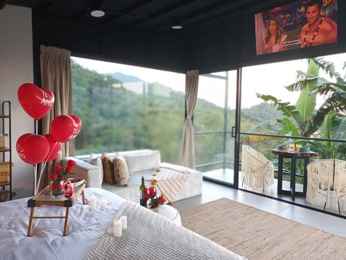 Cabaña de Lujo con Espectacular Vista a las Montañas de Ibagué