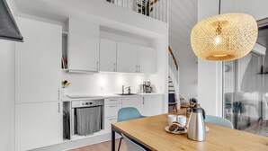 Coffee/tea maker, fridge, dishwasher, cookware/dishes/utensils - Havnehusene, Lejl. 40 (Slagelse)