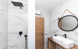Shower, hair dryer - Stunning home in Kastel Novi (Kastel Novi)