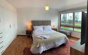 3 Schlafzimmer, Bügeleisen/Bügelbrett, WLAN, Bettwäsche