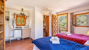 3 bedrooms, iron/ironing board, travel cot, WiFi - Cortijo Rio Seco Las Golondrinas Almuñécar by Ruralidays (Granada)