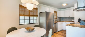 Crystal River Retreat w/ Private Dock & Kayaks!
