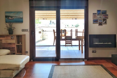 Desconectaengalicia Townhouse Vichona 2.5 km from the center of Sanxenxo