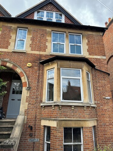 Spacious 1 Bedroom Apartment in the Centre of Oxford With Free Parking