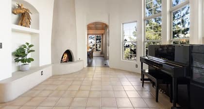 Serenity Skyline Lodge