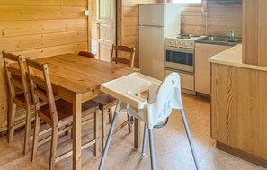 Dining - Gorgeous home in Dovre with WiFi (Dovre)