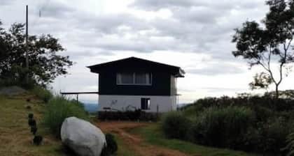 Studio Apartment with ocean view near San Ramon