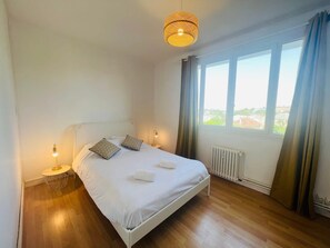 2 habitaciones, internet y ropa de cama 