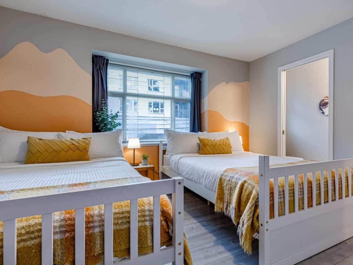 2 bedrooms, iron/ironing board, travel crib, free WiFi