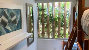 2 quartos, ferros/tábuas de passar roupa, Wi-Fi de cortesia