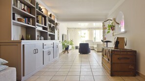 Interior - Family house with swimming pool & sea view (Antibes)