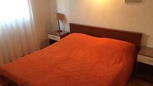 Unclassified image, 5 of 10, button - Holiday Houses, Villas Vanesa - 50m From the sea (Solta)
