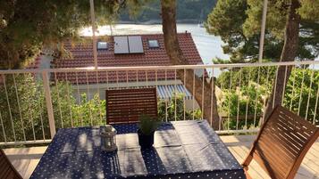 House, Smoking | 2 bedrooms