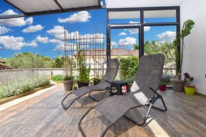 Terrace/patio - Apartment 2284/76144 (Istria - Medulin), 350m from the beach (Medulin)