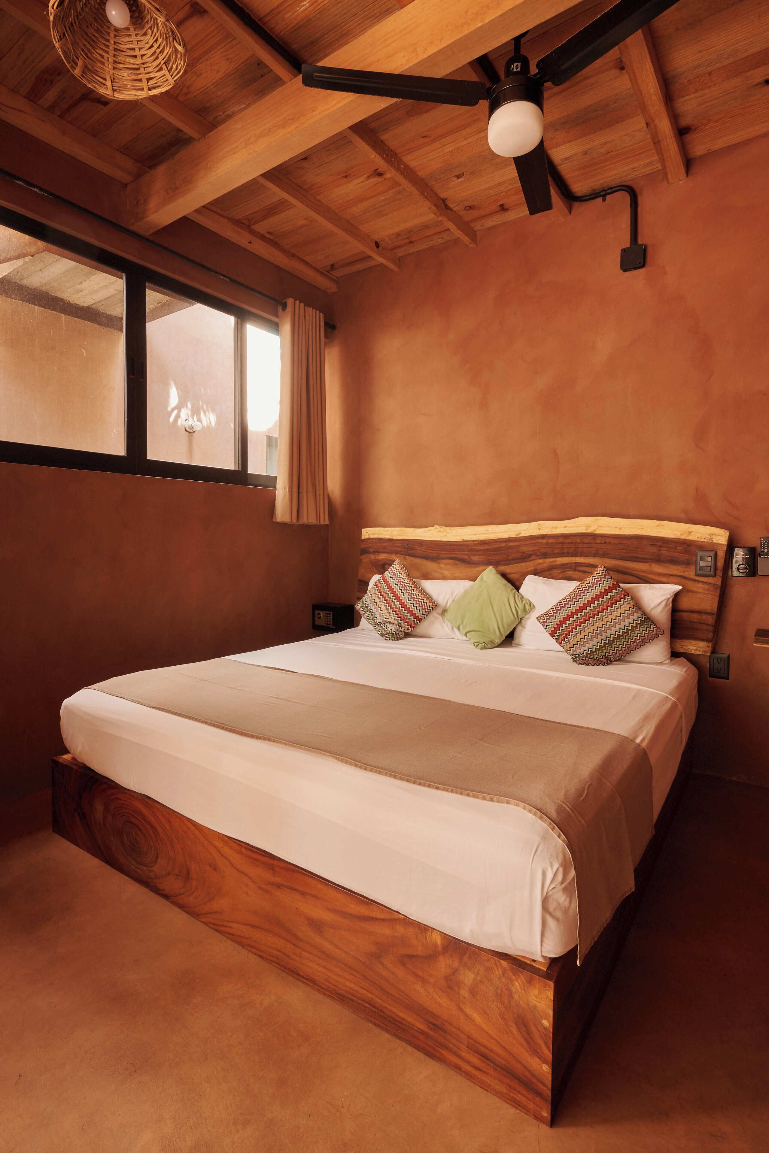 Vila Klasik | 2 kamar tidur, brankas, setrika/meja setrika, dan Wi-Fi gratis