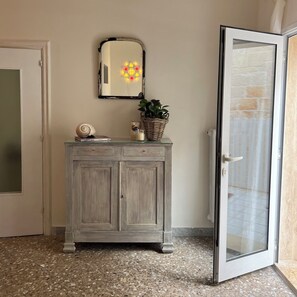 Interior - Camaredde No. 10 an apartment with a terrace between sky and sea (Monopoli)