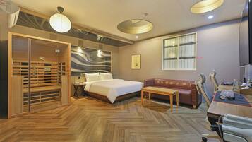 Bureau, rideaux occultants, Wi-Fi gratuit, draps fournis