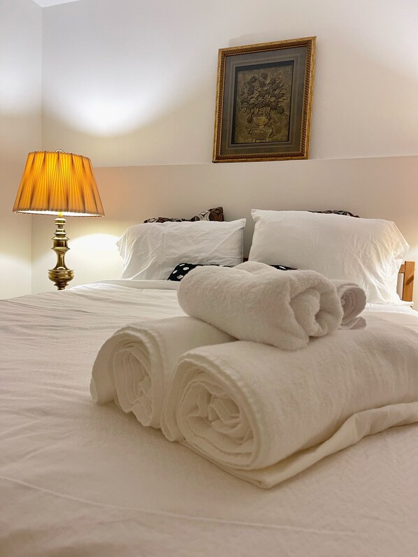 1 makuuhuone, työpöytä, silitysrauta/-lauta, ilmainen Wi-Fi