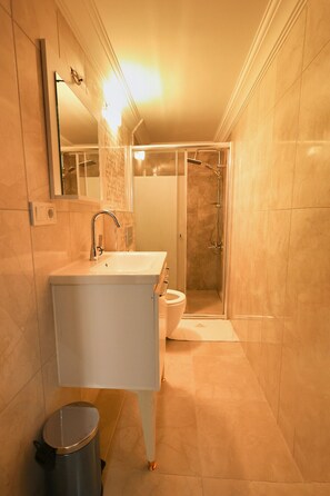 Bathroom -  Golden Homes Luxury Suites (Trabzon)