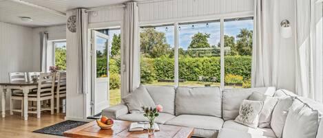 Smart-tv en een open haard