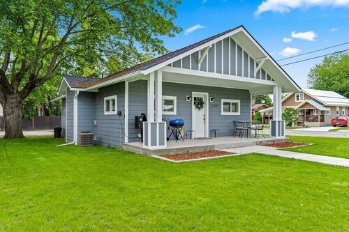 Midtown Casita W/ Walking Distance To Downtown!