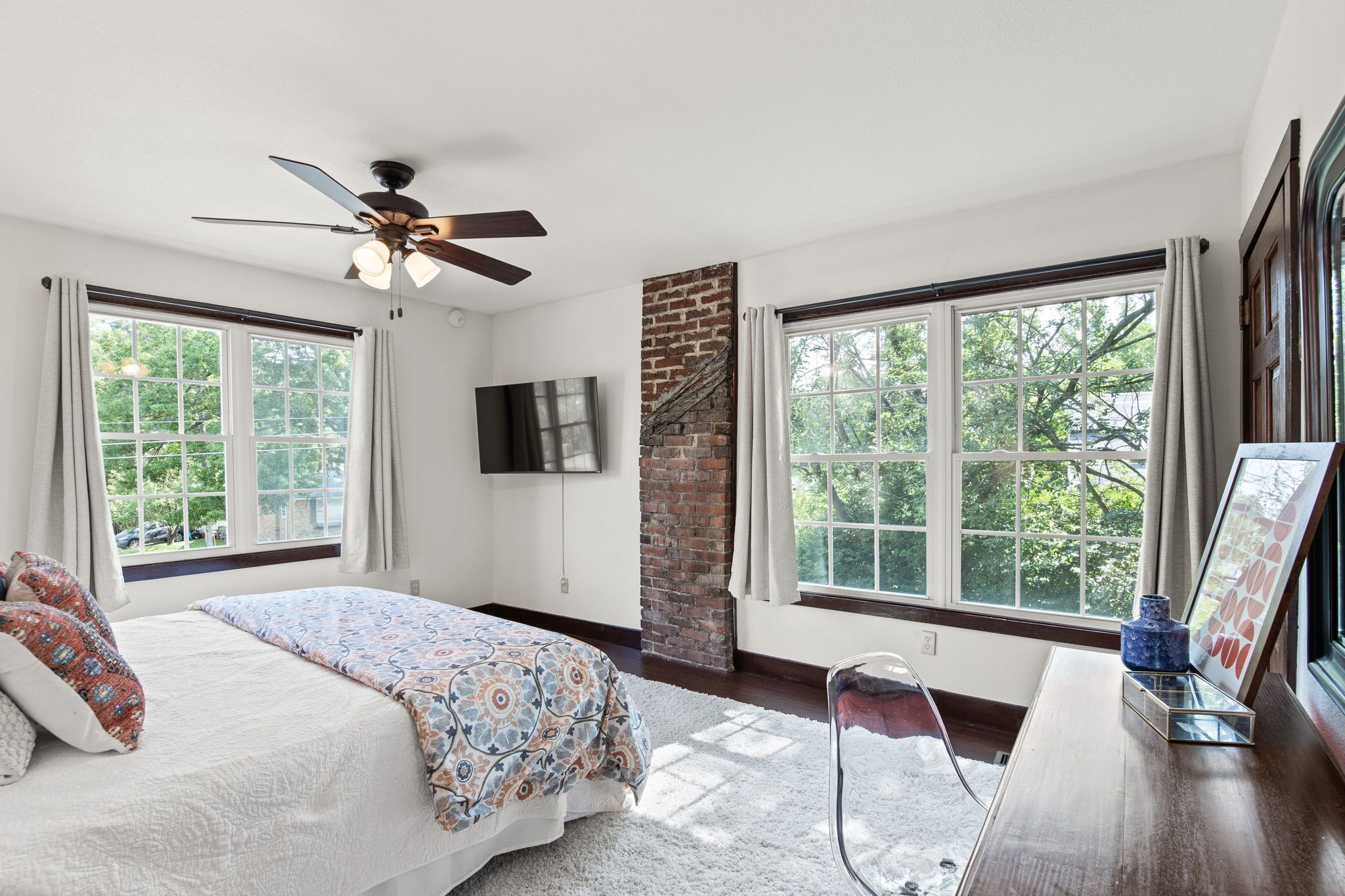 4 camere, ferro/asse da stiro, Wi-Fi, lenzuola