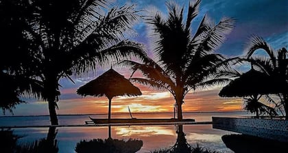 Asante Sana Beach Cottages - Beachfront Cottage