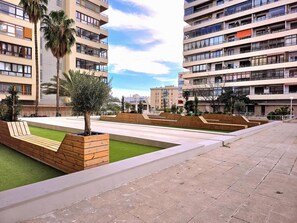 Property grounds - Nogalera Rainbow, 2-bedroom apartment with Pool and parking. (Torremolinos)
