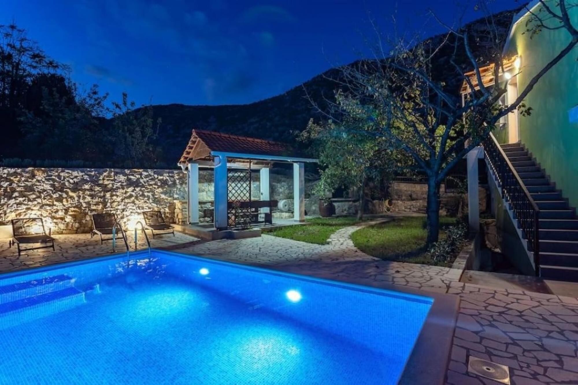 منزل | 4 عدّة غرف نوم