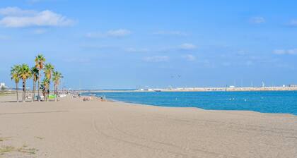 House with pool and terrace 250m beach