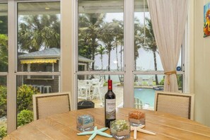 Dining - Coconut Cottage @ CLW Beach! (Clearwater)