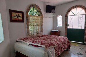 Ropa de cama hipoalergénica, muebles diferentes y cuna de viaje