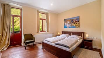 2 bedrooms, free WiFi, bed sheets