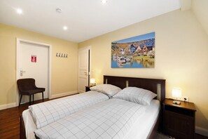 2 bedrooms, free WiFi, bed sheets