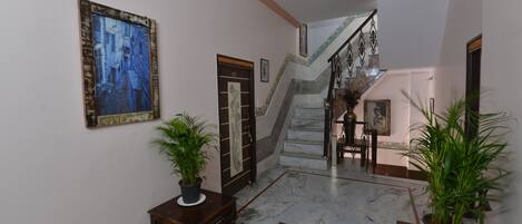 LED TV, first-run movies, smart speakers, streaming services