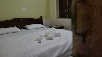 Phòng đôi Deluxe, 1 giường cỡ king | Bộ trải giường bằng vải cotton Ai Cập, bộ đồ giường cao cấp, minibar